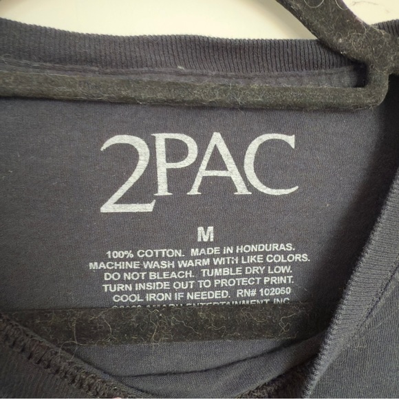 ⚪️ 2PAC Graphic Black T-Shirt - Picture 4 of 5
